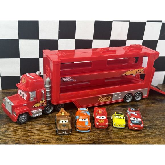 Disney Pixar Cars Mack Hauler Truck Storage Case For Mini Racers Plus 5 Mini Car - Picture 1 of 15